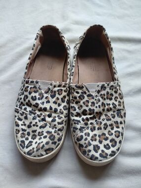 Toms Women Leopard Slip-On Sneakers - Tan & Black 7.5